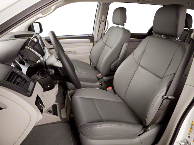 2010 Volkswagen Routan SEL