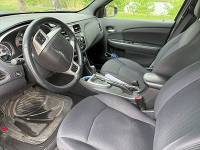 2014 Chrysler 200 Touring