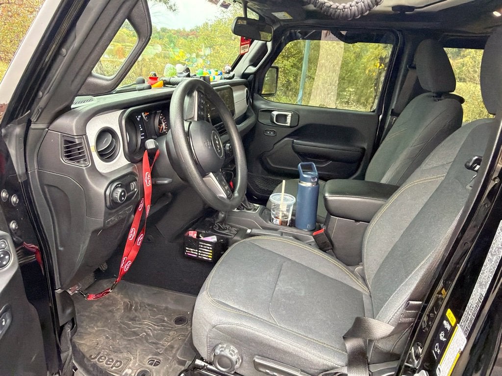 2024 Jeep Gladiator Nighthawk