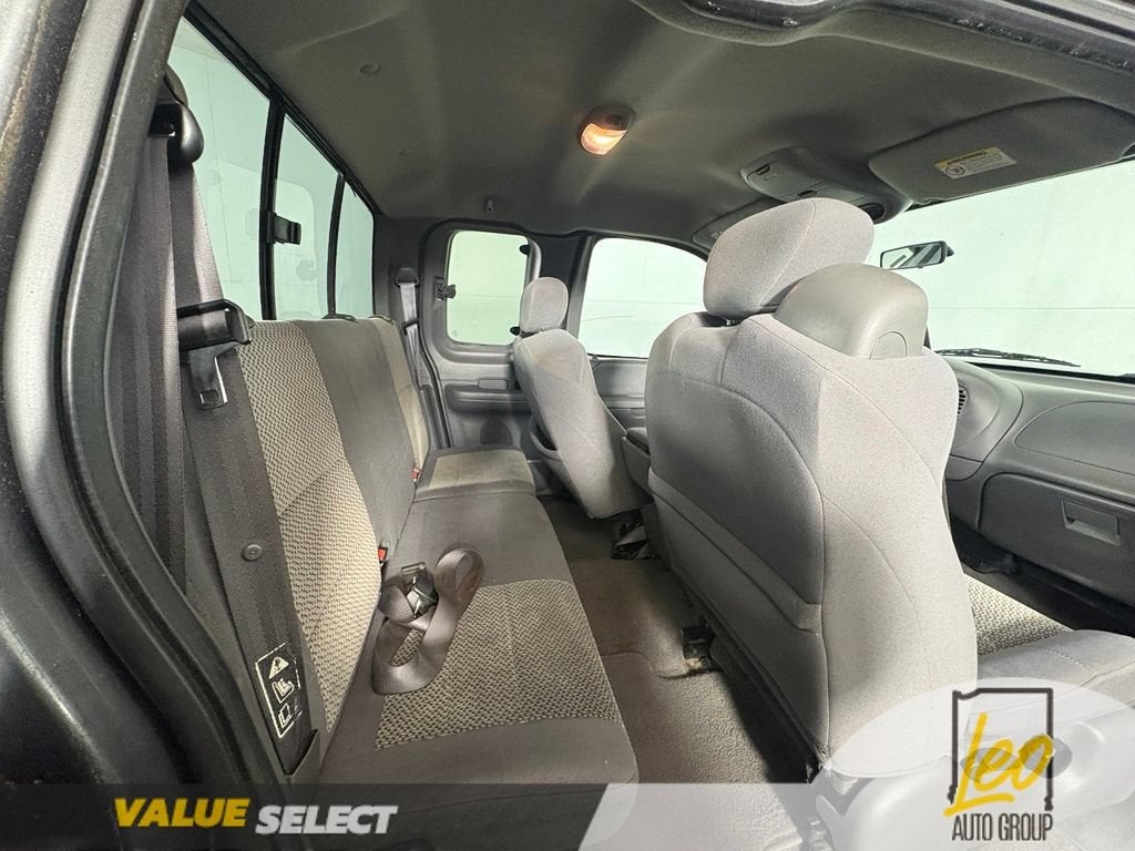 2003 Ford F-150 XL
