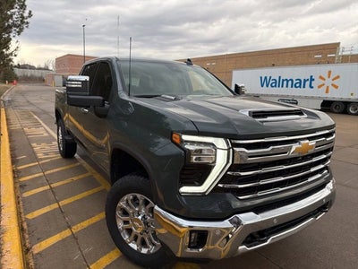 2025 Chevrolet Silverado 3500 HD LTZ