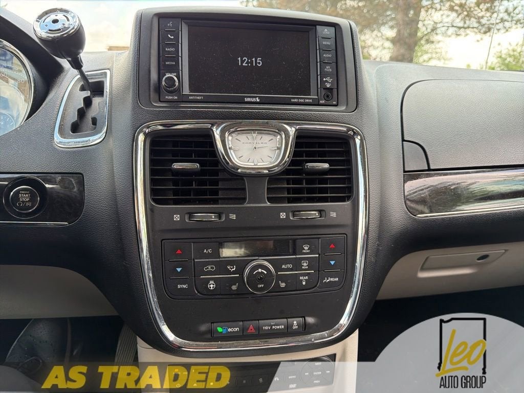 2012 Chrysler Town & Country Touring-L