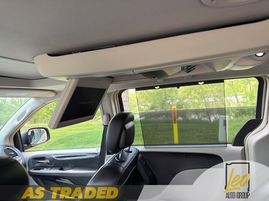 2012 Chrysler Town & Country Touring-L