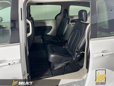 2024 Chrysler Pacifica Touring L AWD