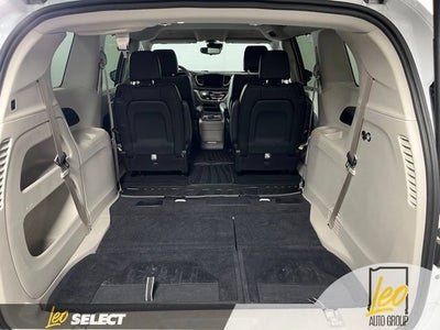 2024 Chrysler Pacifica Touring L AWD