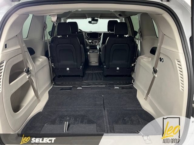 2024 Chrysler Pacifica Touring L AWD