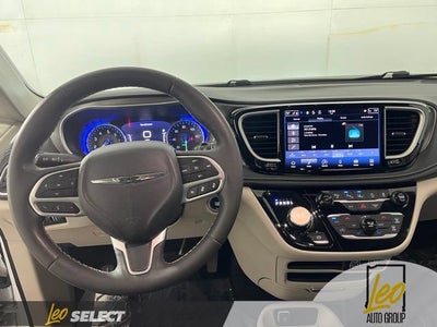 2024 Chrysler Pacifica Touring L AWD