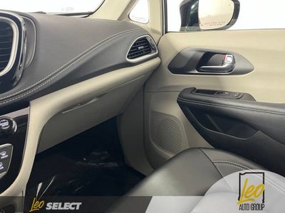 2024 Chrysler Pacifica Touring L AWD