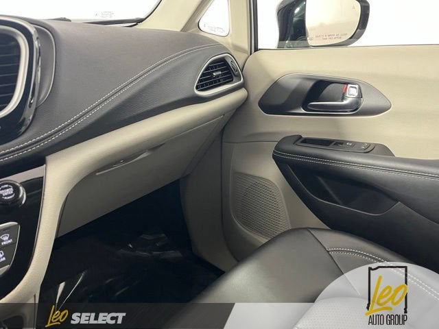 2024 Chrysler Pacifica Touring L AWD