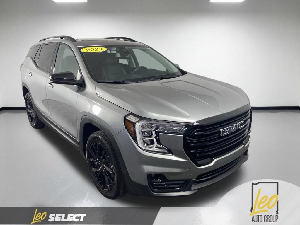 2023 GMC Terrain SLT