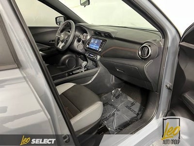 2023 Nissan Kicks SR Xtronic CVT