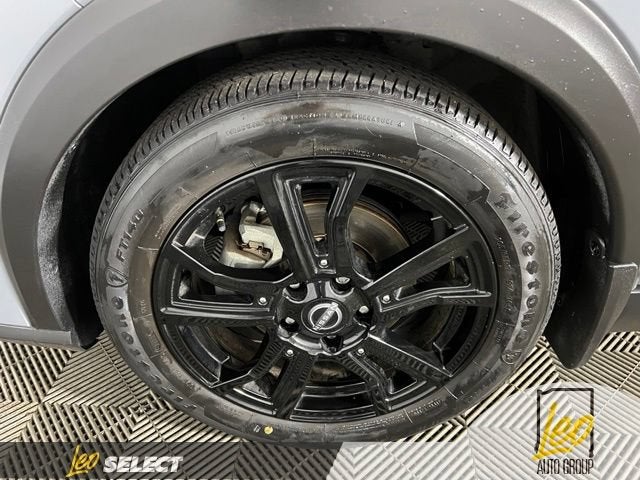2023 Nissan Kicks SR Xtronic CVT