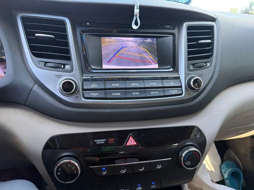 2017 Hyundai TUCSON SE