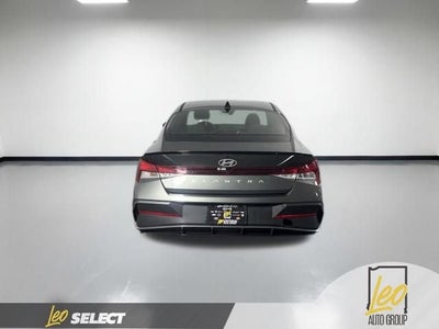 2025 Hyundai ELANTRA SEL Sport