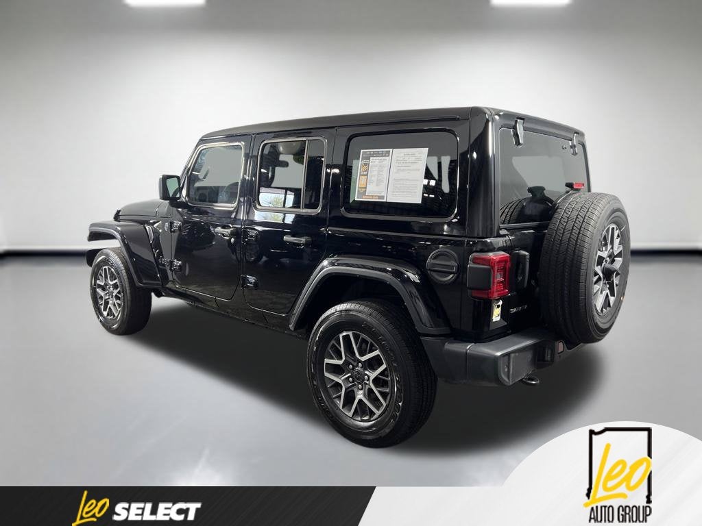 2025 Jeep Wrangler 4-Door Sahara 4x4
