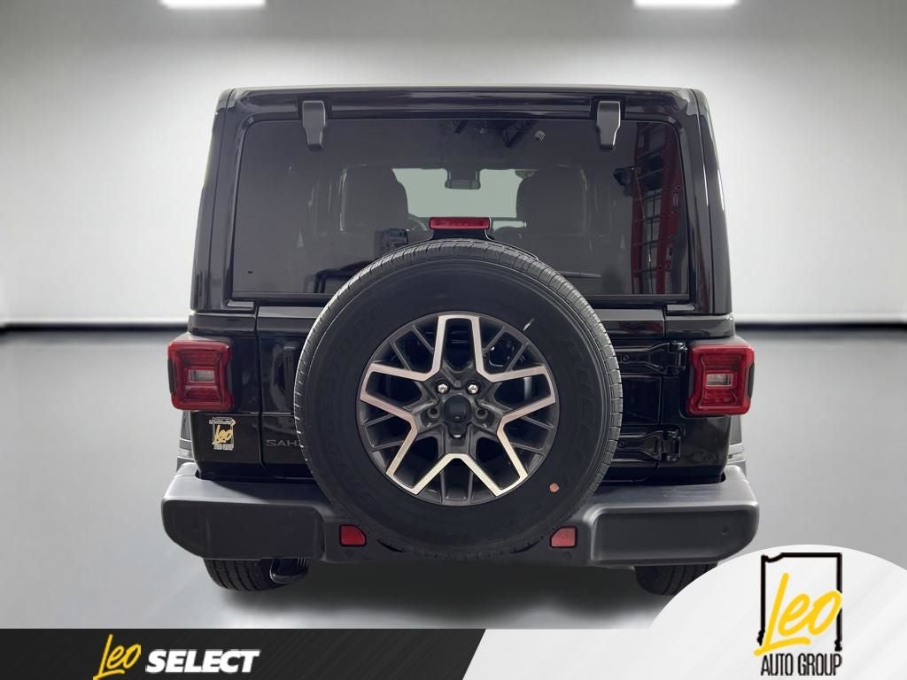 2025 Jeep Wrangler 4-Door Sahara 4x4