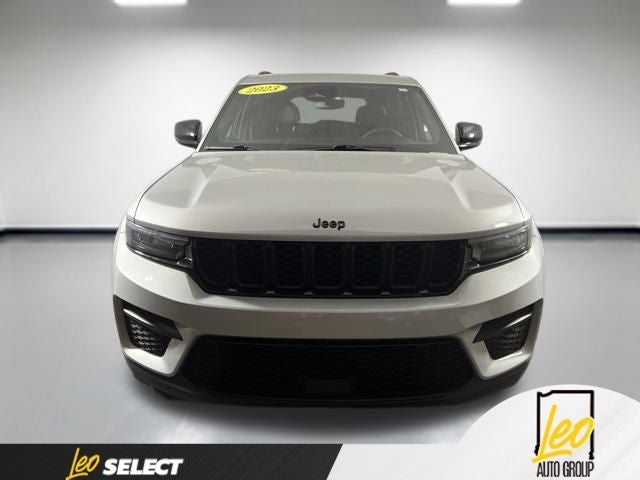 2023 Jeep Grand Cherokee Altitude 4x2