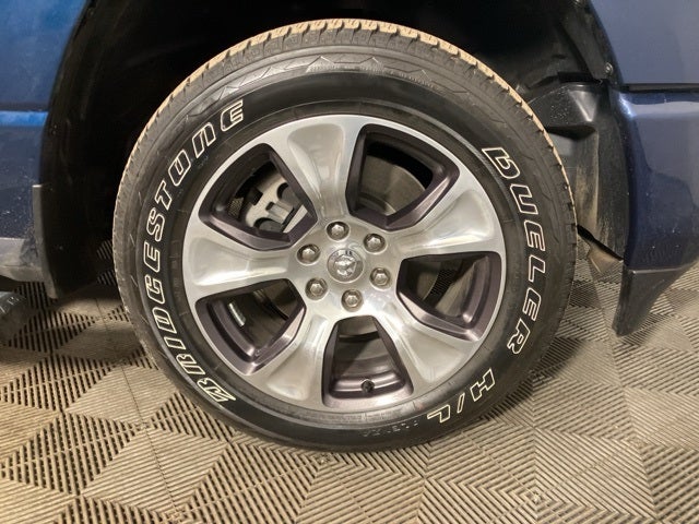 2023 RAM 1500 Laramie Crew Cab 4x4 5'7' Box