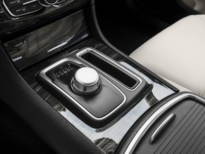 2017 Chrysler 300 Limited