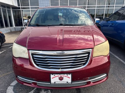 2014 Chrysler Town & Country Touring-L