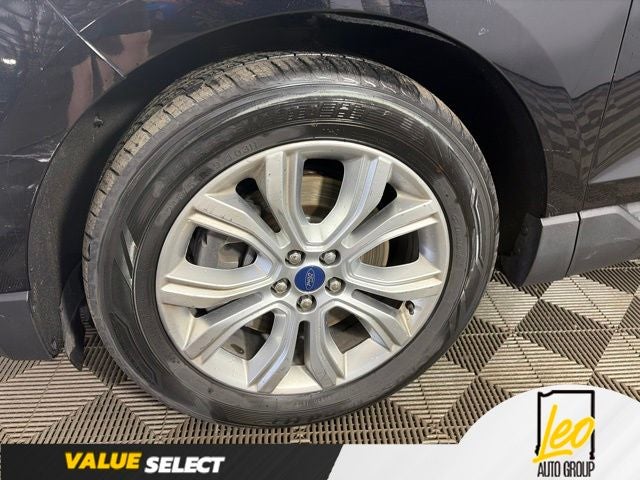 2021 Ford Edge Titanium