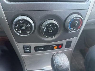 2012 Toyota Corolla LE