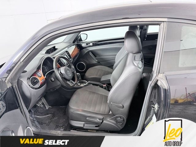 2013 Volkswagen Beetle 2.0T Fender Edition