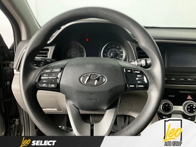 2019 Hyundai ELANTRA SE