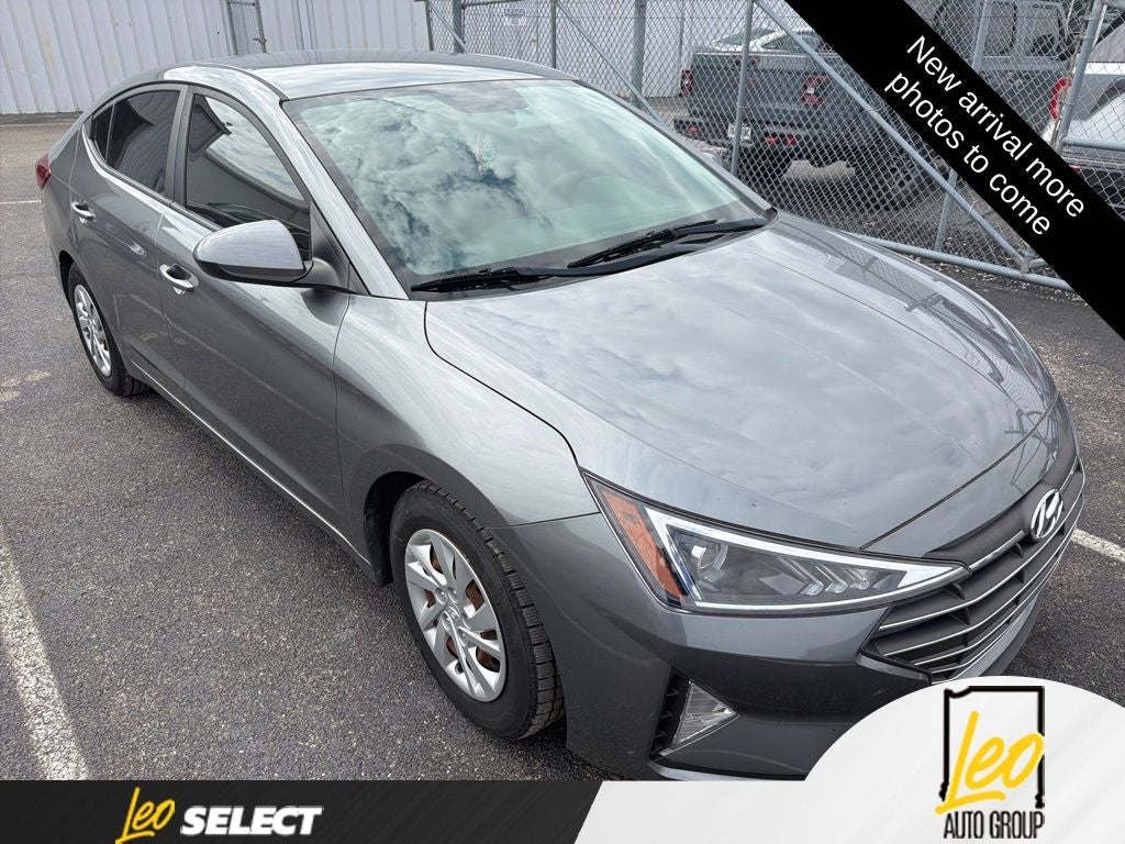 2019 Hyundai ELANTRA SE