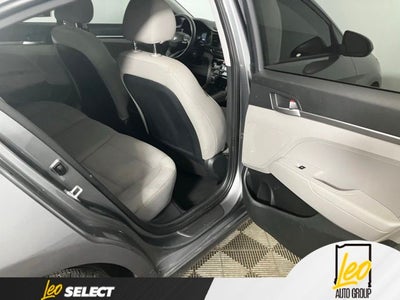 2019 Hyundai ELANTRA SE