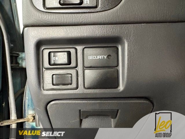 1997 Nissan Pathfinder Base