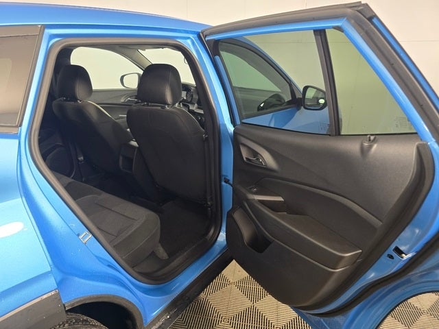 2025 Chevrolet Trax FWD LS