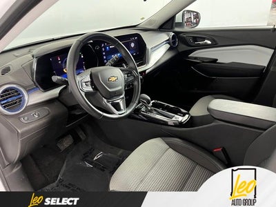 2025 Chevrolet Trax FWD LT