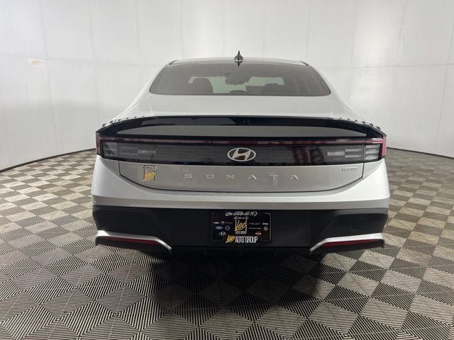 2026 Hyundai SONATA HYBRID Blue