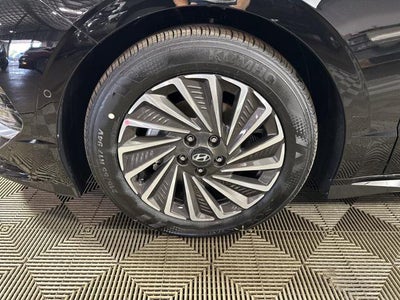2025 Hyundai SONATA HYBRID Limited