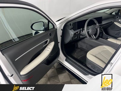 2025 Hyundai SONATA SEL