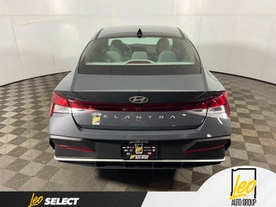 2024 Hyundai ELANTRA SEL