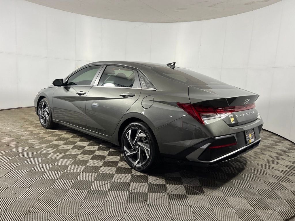 2026 Hyundai ELANTRA HYBRID Limited
