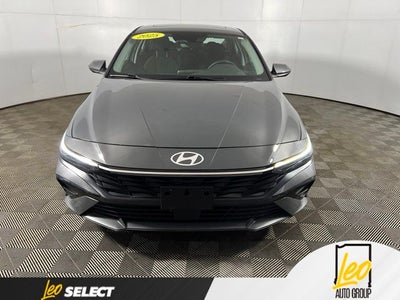 2025 Hyundai ELANTRA SEL Convenience