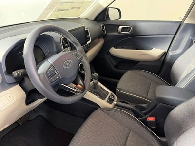 2026 Hyundai VENUE SEL W/Two-Tone Roof