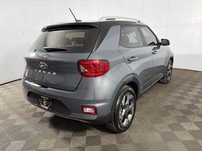 2026 Hyundai VENUE SEL W/Two-Tone Roof