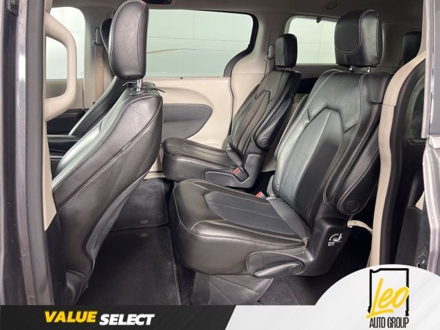 2021 Chrysler Voyager LXI