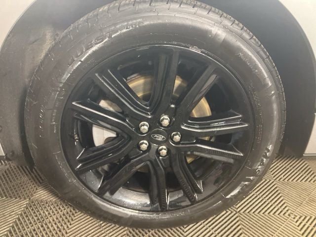 2024 Ford Edge ST Line