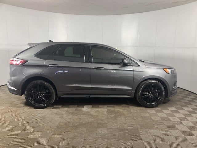 2022 Ford Edge ST Line