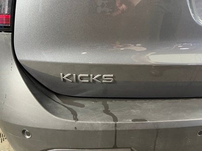 2025 Nissan Kicks SR