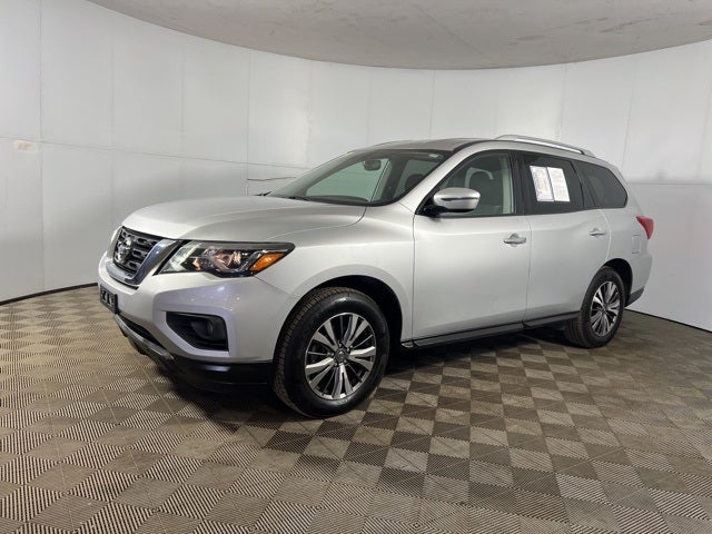 2019 Nissan Pathfinder SV