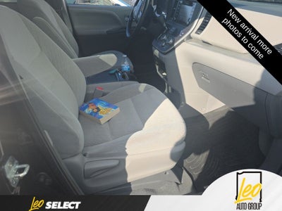 2020 Toyota Sienna LE 8 Passenger