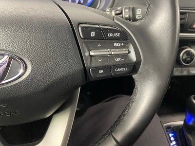 2021 Hyundai KONA SEL