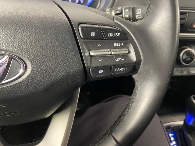 2021 Hyundai KONA SEL