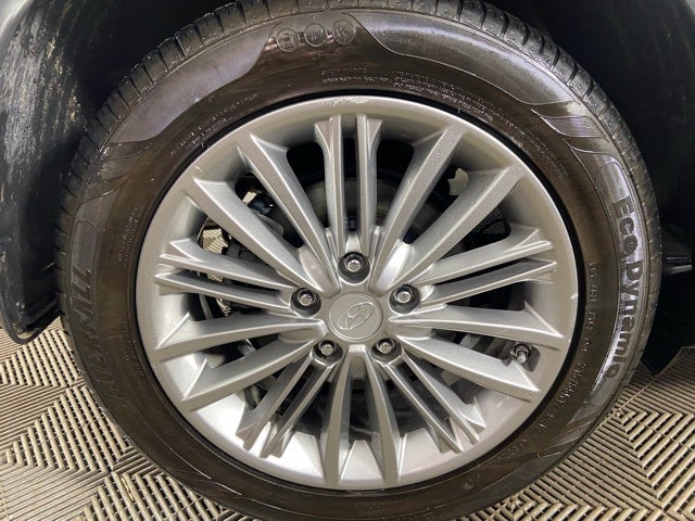 2021 Hyundai KONA SEL